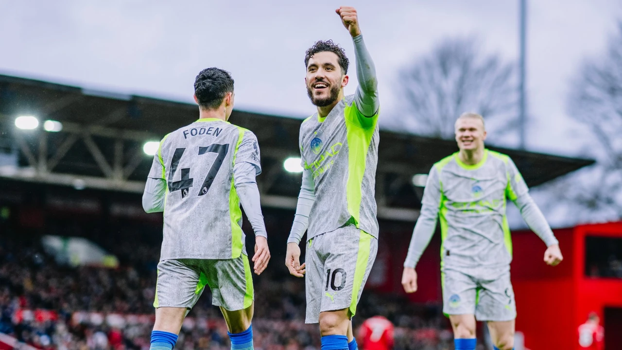 ثلاثة نجوم السيتي.. مرشحون لجائزة أفضل لاعب الشهر في الدوري